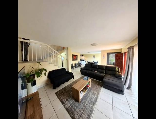 3 BEDROOM TOWNHOUSE FOR SALE IN ZWARTKOP